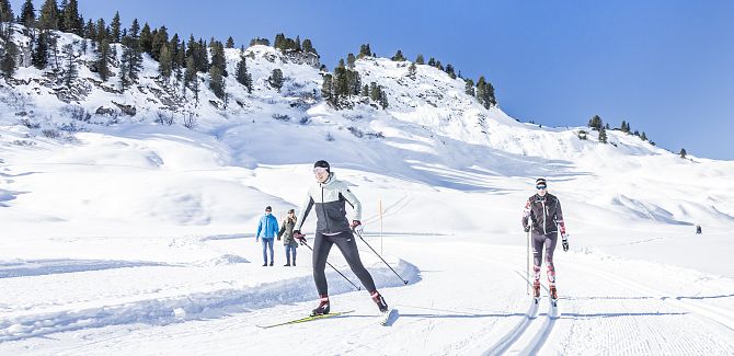 Cross-country skiing & skating in Warth-Schröcken.